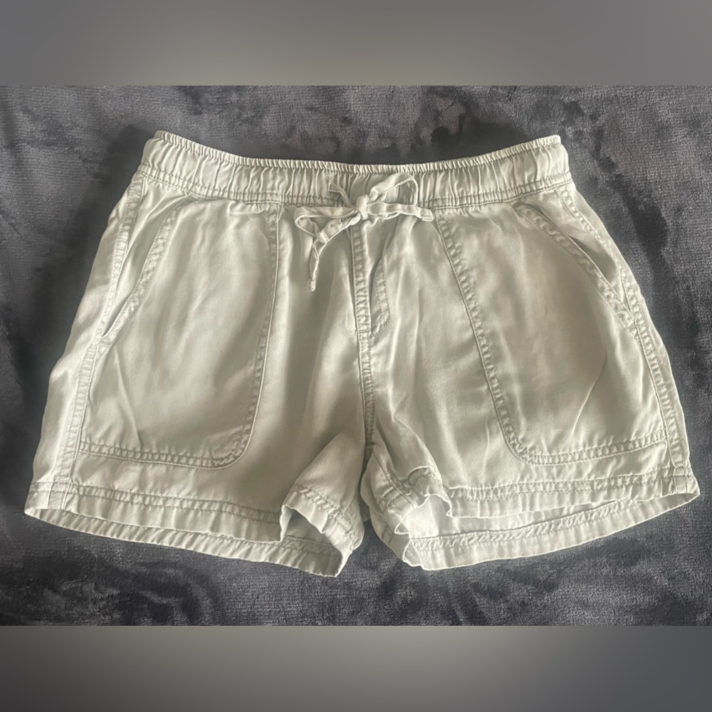Women's Casual Green Shorts